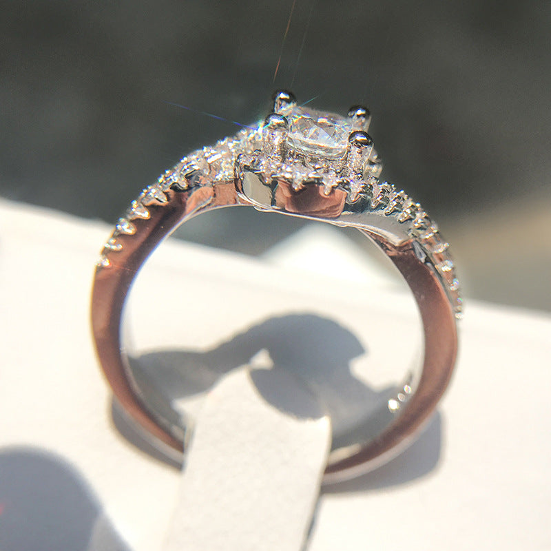 Elegant Zircon Twist Ring
