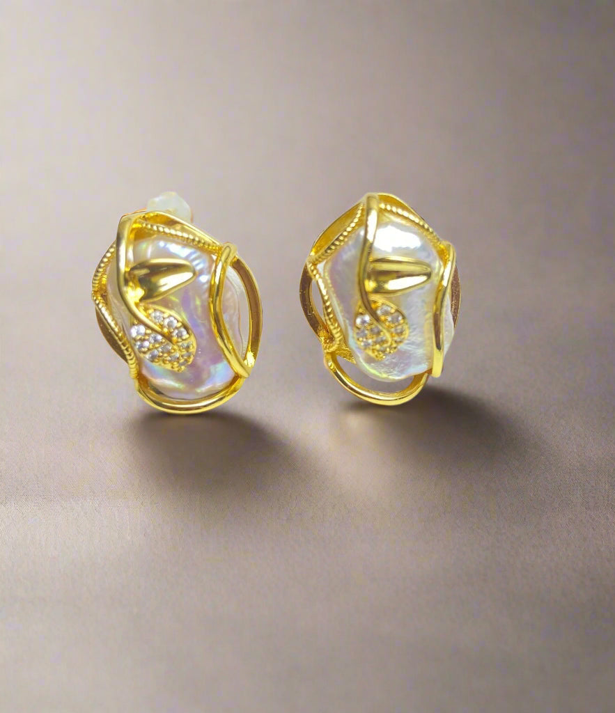 Elegant Baroque Pearl Jewelry Set