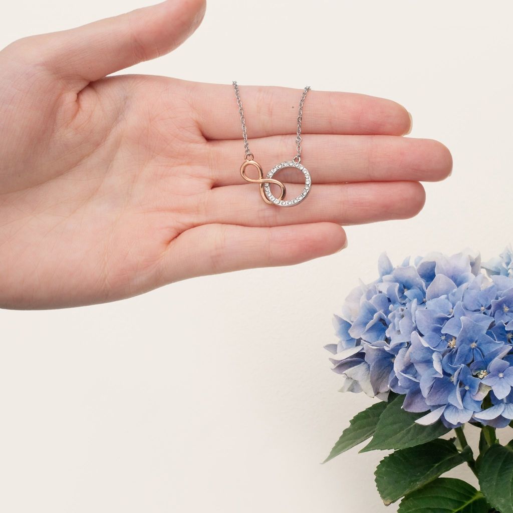 Infinite Bond - Infinity Circle Necklace Gift To My Bestfriend