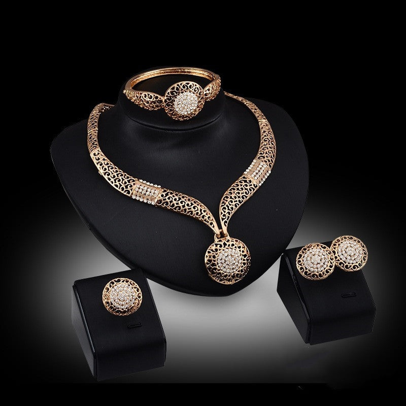 Golden Glamour Jewelry Set