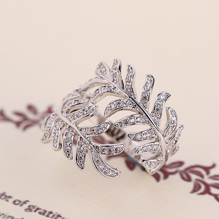 Sparkling Leaf Ring