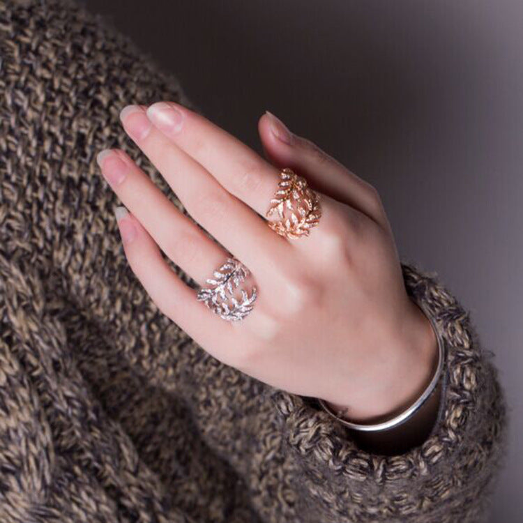 Sparkling Leaf Ring