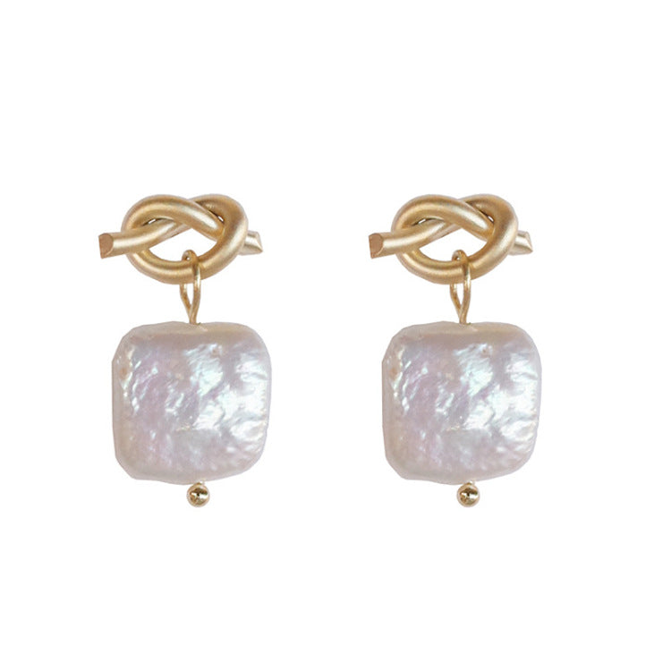 Fashion Pearl Earrings