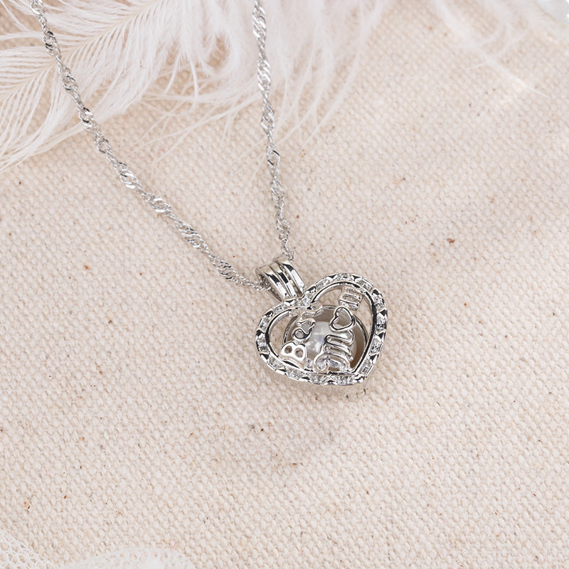 Best Mom Glow-in-the-Dark Necklace