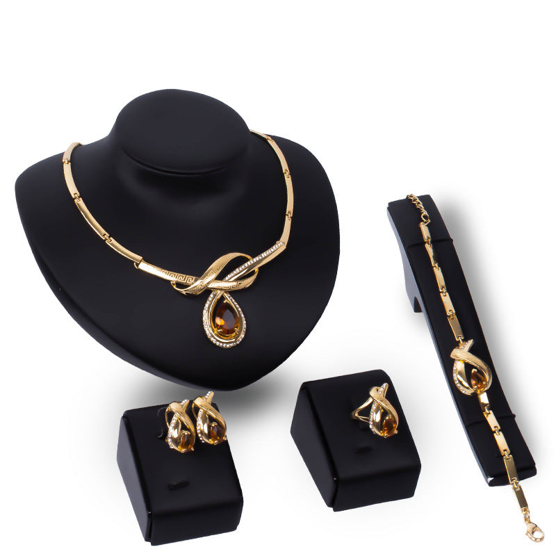 Golden Horizon Jewelry Set