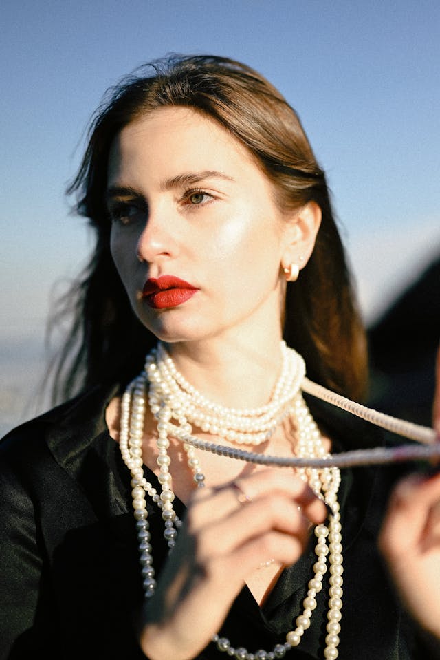 Freshwater Pearl Jewelry: The Perfect Holiday Gift