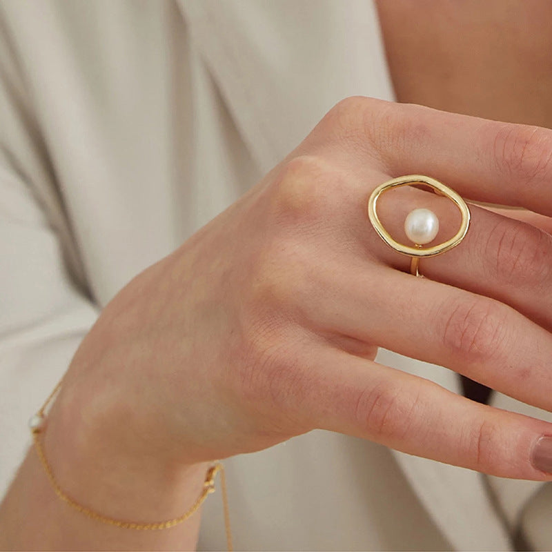 Dainty Pearl Ring