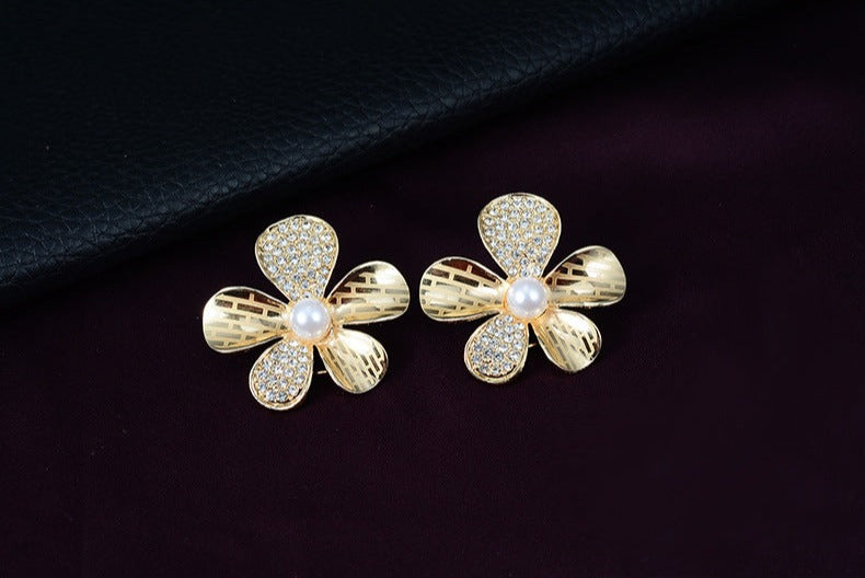 Petals of Elegance Jewelry Set