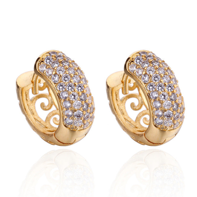 Zircon huggie earrings for women - a stylish and elegant accessory, adorned with sparkling stones for added glamour and sophistication.
